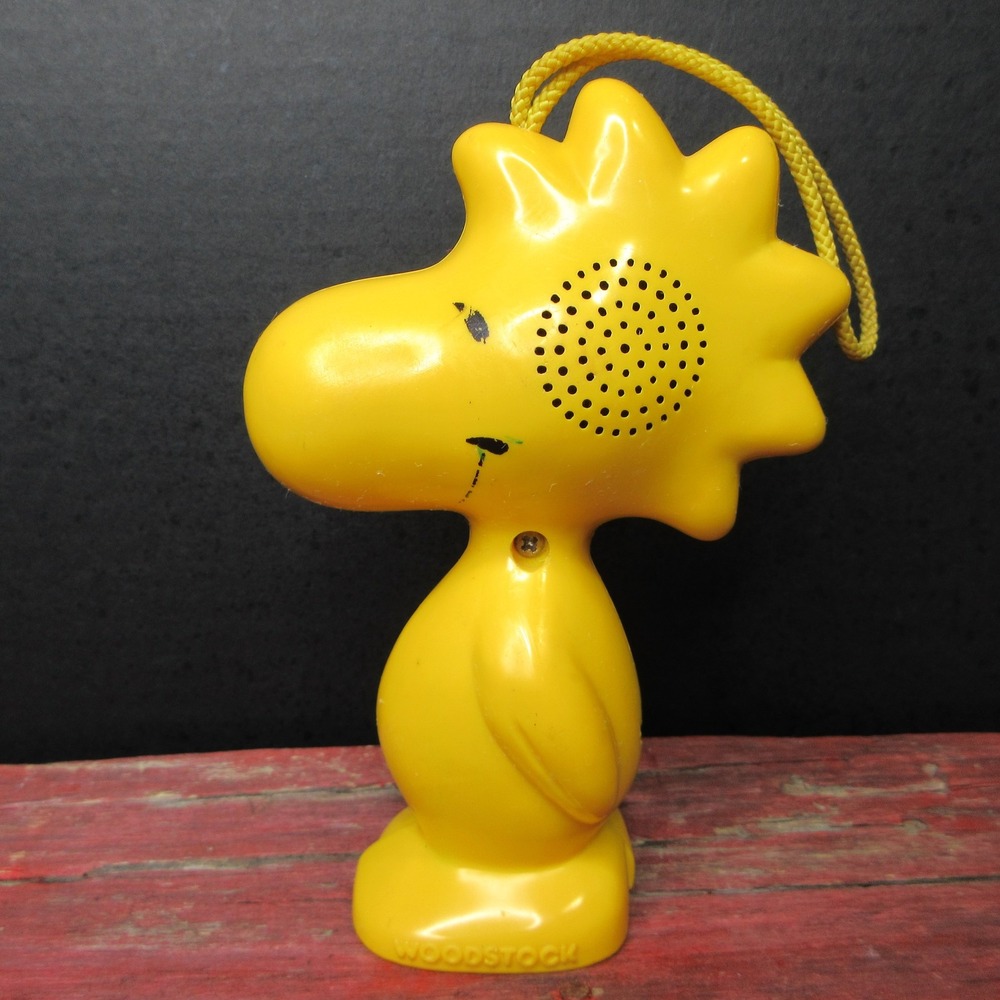 Vintage Peanuts Woodstock Battery Operated Electronic Chirping Bird Toy 1990s